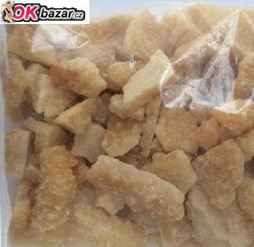 4MMC, MDMA a krystal MDPV prasek